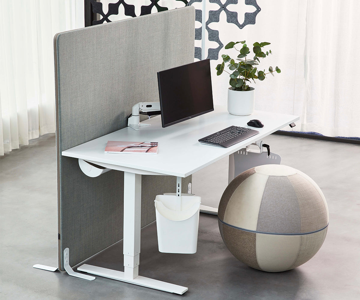 Gulvskærm ScreenIT A30 med stofsøm - Runde hjørner