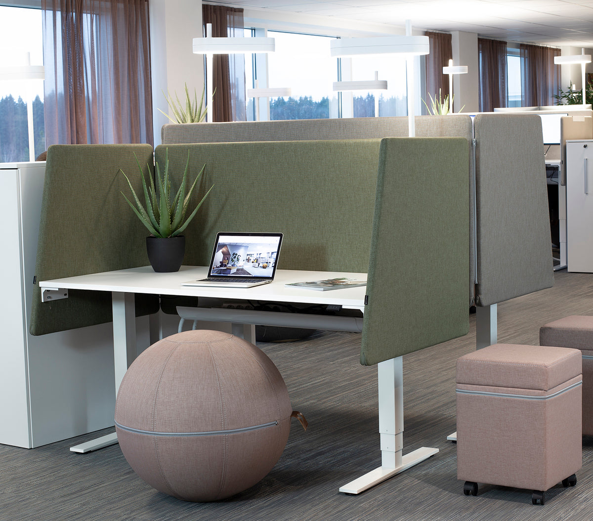 peak-bordsskarmsbas-se