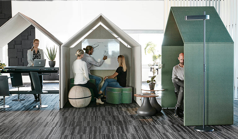 the-hut-whiteboardtavla